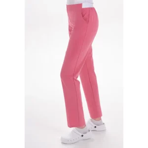 Pantalón elástico rosa goma vista atrás. Dyneke 8046406: vista lateral del pantalón con modelo.