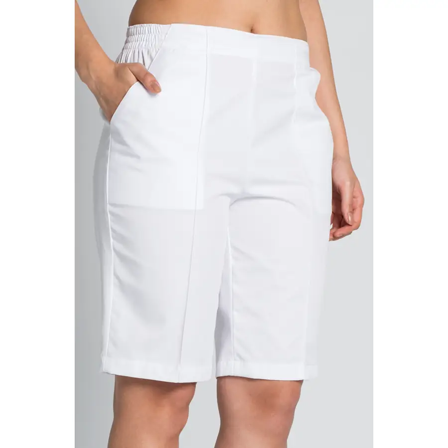 Bermuda Dyneke 8061700 Sport blanca 3 Bermuda sport Dyneke 8061700: detalle del bolsillo con modelo.