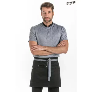 Delantal corto negro bolsillos Dyneke 8166468: vista frontal con modelo.