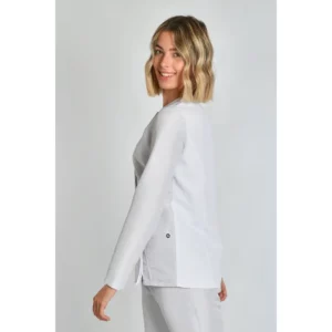Chaqueta microfibra asimétrica m/l gris perla Dyneke 8177488: vista de tres cuartos por detrás con modelo.
