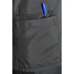 Blusón sanitario rejilla sport negro Dyneke 8181571: detalle del bolsillo de pecho con bolígrafo.