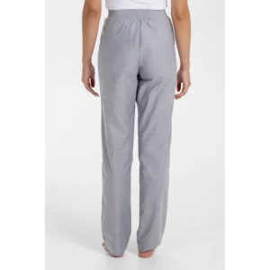 Pantalón pijama clásico sin bolsillos Dyneke 8201844: vista trasera del pantalón con modelo.