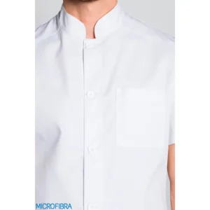 Chaqueta microfibra cbro. m/c botones Dyneke 8207570: detalle del cuello y cierre delantero.