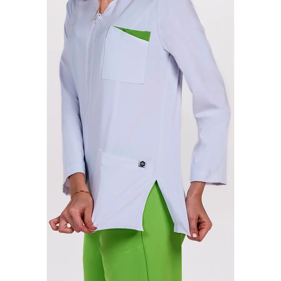 Chaqueta Dyneke 8216573 mujer contraste verde pistacho 4 Chaqueta mujer poliéster elástico contraste pistacho m/l Dyneke 8216573: detalle del bolsillo lateral y abertura.