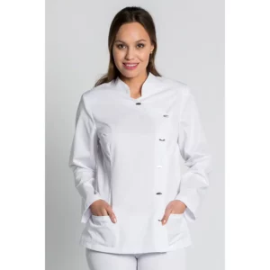 Chaqueta blanca piñón M/L Dyneke 8232700: vista frontal con manos en los bolsillos.