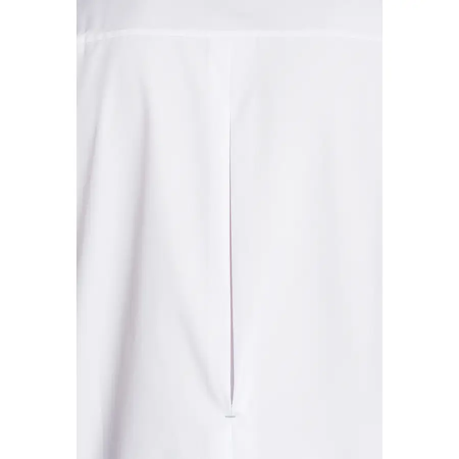 Chaqueta Dyneke 8251700 hombre blanca Pespuntes 4 CHAQUETA BLANCA 8251 Dyneke 8251700: detalle de la abertura del bolsillo.
