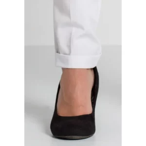 Pantalón blanco dobladillo Dyneke 8287700: detalle del bajo del pantalón.