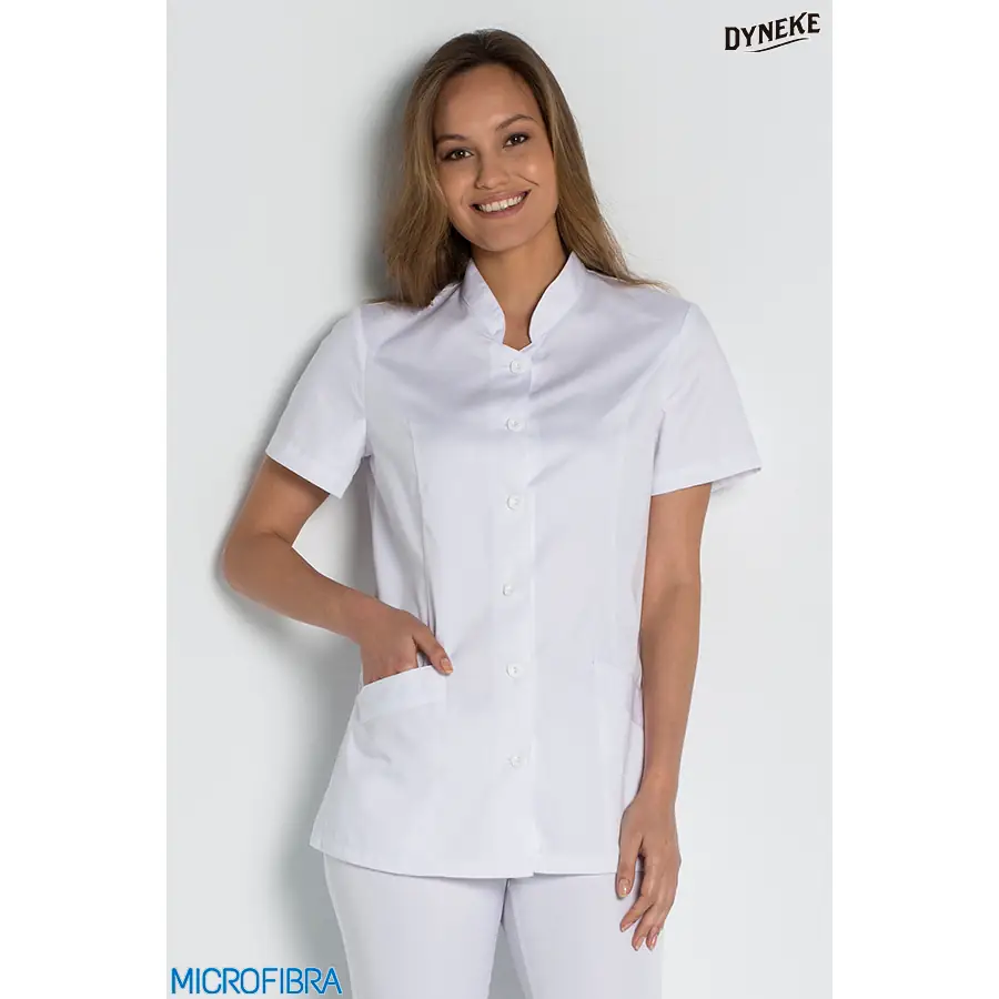 Chaqueta Dyneke 8295570 blanca mujer con botones 1 Chaqueta mujer m/c basica microfibra Dyneke 8295570: vista frontal con modelo.