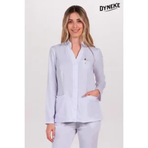 Chaqueta elástica blanca sra.cuello mao Dyneke 8331784: vista frontal con modelo.