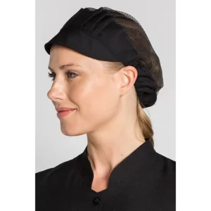 GORRO NEGRO DYNEKE Dyneke 8408701: vista lateral del gorro con modelo.