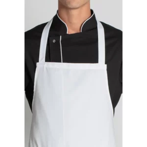 Delantal blanco peto Dyneke 8426900: detalle del peto y tirante.