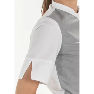 Camisa mujer manga corta combinado gris Dyneke 8452844: detalle de la manga y cuello.
