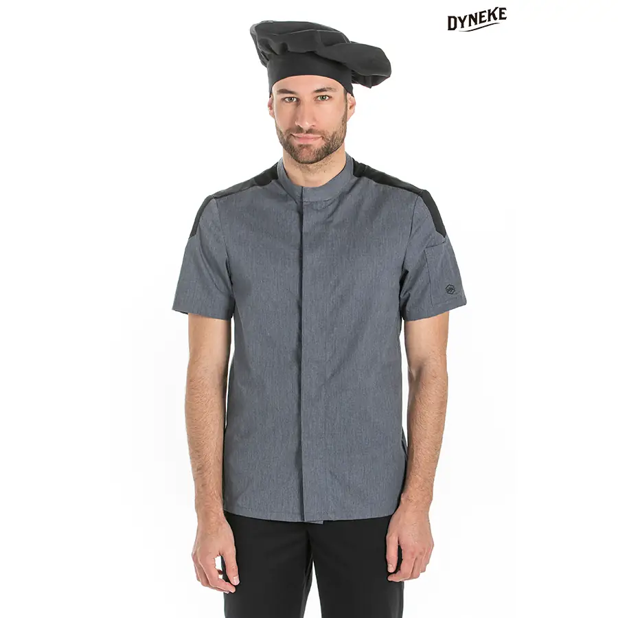 Chaquetilla Dyneke 8453457 hombre dénim gris 1 Chaquetilla hombre denim gris Dyneke 8453457: vista frontal con modelo.
