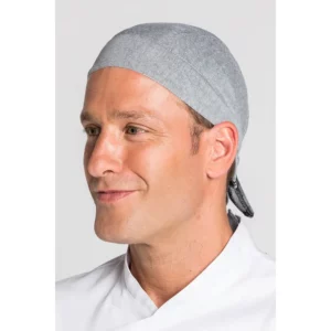 Gorro pirata gris Dyneke 8490844: vista del gorro con modelo.
