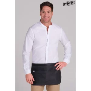 Delantal bandolera multibolsillos negro Dyneke 8491701: vista frontal con modelo.