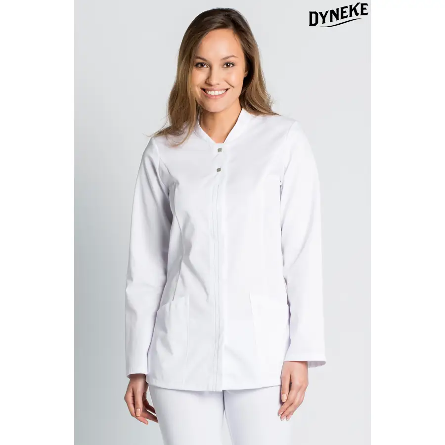 Chaqueta Dyneke 8516700 Pespuntes de mujer blanca 1 Chaqueta blanca señorita M/L Dyneke 8516700: vista frontal con modelo.