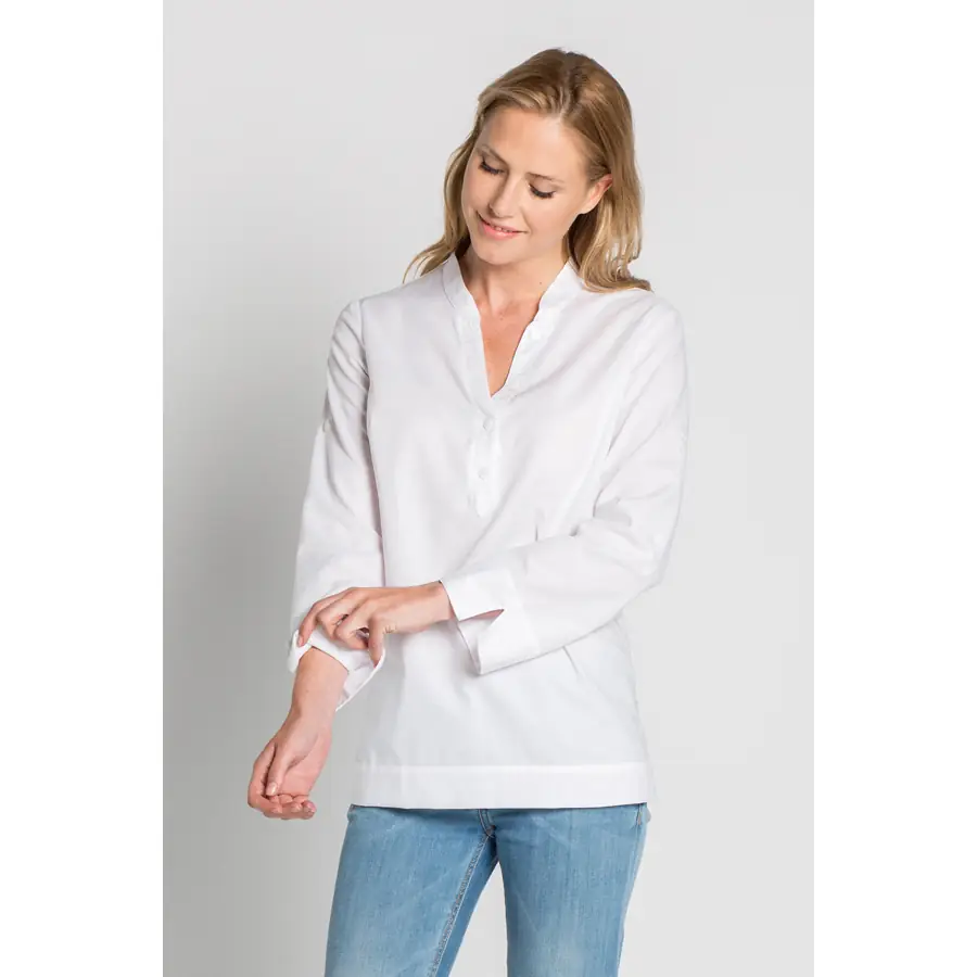 Camisa Dyneke 8535823 Arenasmar de mujer 3 Camisa mujer "arenasmar" blanca Dyneke 8535823: vista frontal con modelo.