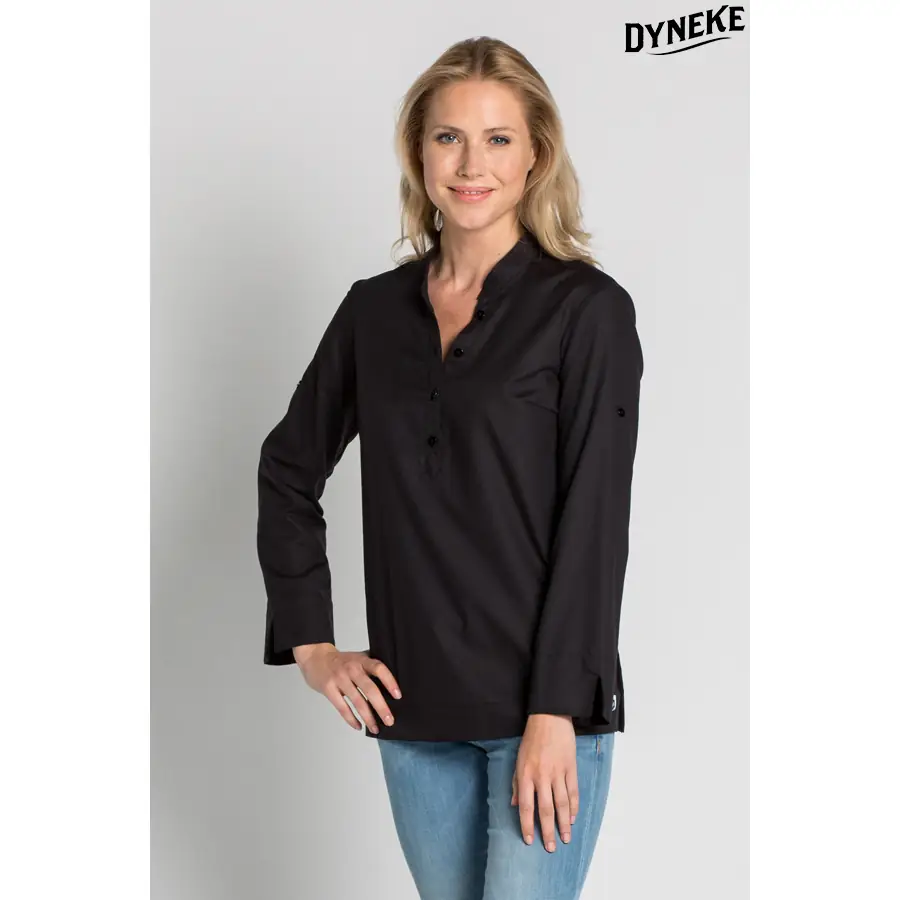 Camisa Dyneke 8535841 Arenasmar de mujer 1 Camisa mujer "arenasmar" negra Dyneke 8535841: vista frontal con modelo.