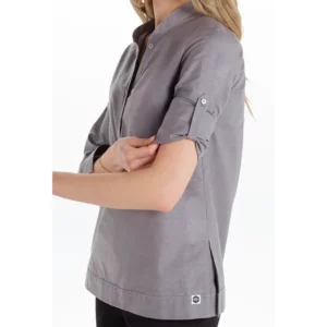 Camisa mujer "arenasmar" gris Dyneke 8535844: detalle de la manga y bajo.
