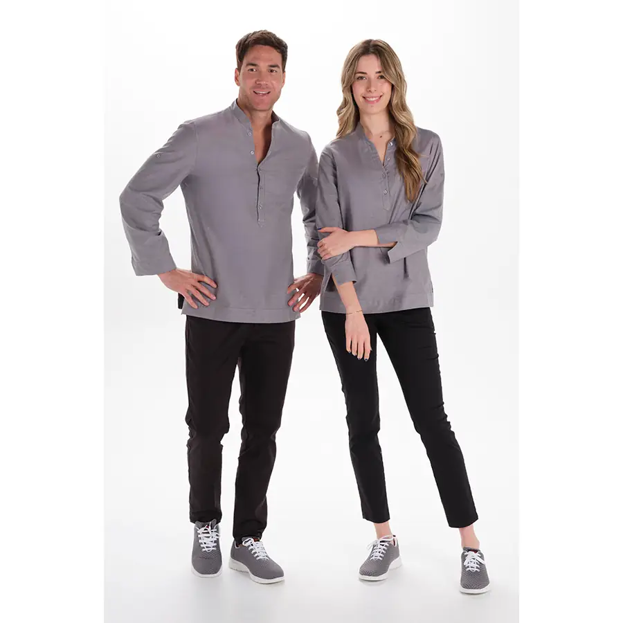 Camisa Dyneke 8535844 Arenasmar de mujer 4 Camisa mujer "arenasmar" gris Dyneke 8535844: vista de conjunto con dos modelos.