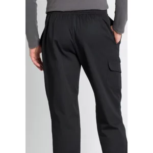 Pantalon caballero trendy negro Dyneke 8542701: vista trasera del pantalón con modelo.
