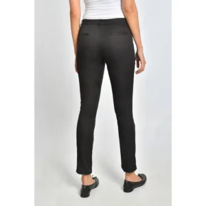 Pantalon chino srta negro Dyneke 8546539: vista trasera del pantalón con modelo.
