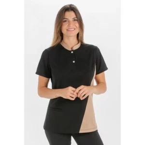 Polo negro srta.costado arena Dyneke 8598537: vista frontal con modelo.