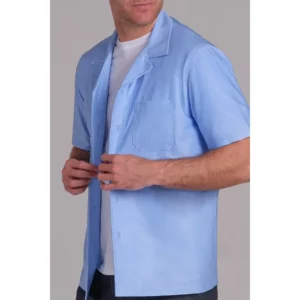 Camisa casual punto elástico celeste Dyneke 8625410: detalle del cuello y cierre.