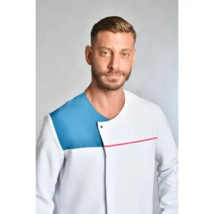 Chaqueta microfibra cbro. m/l contraste azul y fucsia Dyneke 8818485: detalle del cuello y cierre.