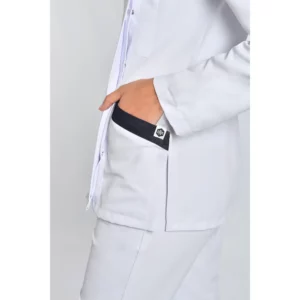 Chaqueta mujer cruzada corchete Dyneke 8827570: detalle del bolsillo.