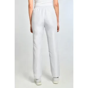 Pantalón microfibra gris perla con bolsillos Dyneke 9929488: vista trasera del pantalón con modelo.