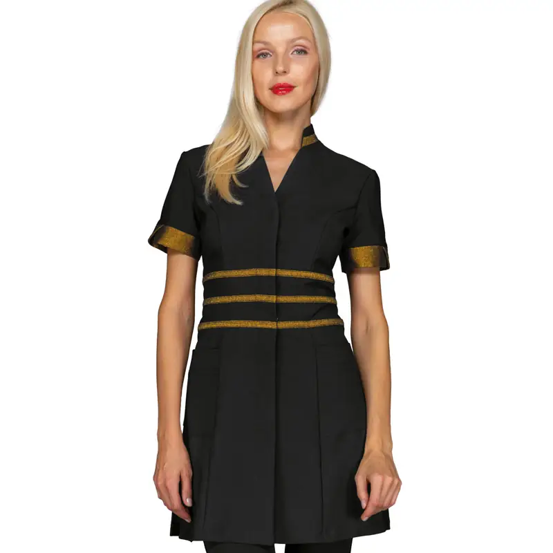 Casaca Isacco Cheyenne 004971 1 Casaca Isacco Cheyenne 004971, color Negro/Lurex gold, vista frontal con modelo