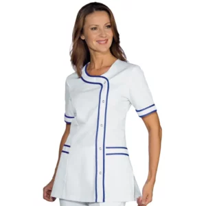 Casaca Isacco Brasilia 005806, color Blanco/Blu cina, manga corta, vista con modelo