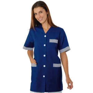 Casaca Isacco Dacca 006200, color Blu/Raya blu, vista frontal con modelo