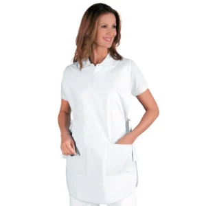 Delantal casulla Isacco Poncho 010210, color Blanco, vista frontal con modelo