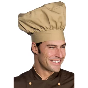 Gorro de chef Isacco 075015, color Biscotto, vista alternativa con modelo