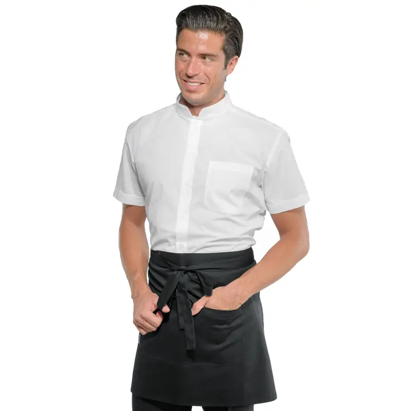 Delantal Isacco Creta 086801 1 Delantal de cintura Isacco Creta 086801, color Negro, vista frontal con modelo