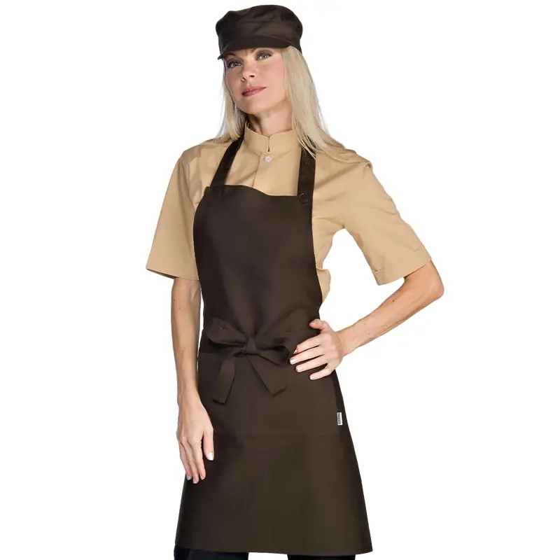 Delantal con peto Isacco Martinica 087285 1 Delantal con peto Isacco Martinica 087285, Vengé, vista con modelo