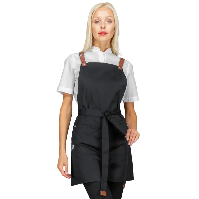 Delantal con peto Isacco Mexico Short 088601S 1 Delantal con peto Isacco Mexico Short 088601S, Negro, vista frontal con modelo