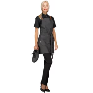 Delantal con peto Isacco Mexico Short 088641S, Black jeans, segunda vista frontal con modelo