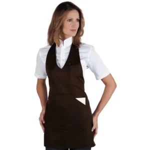 Delantal con peto Isacco Bistrò 090117, color Cacao, vista frontal con modelo