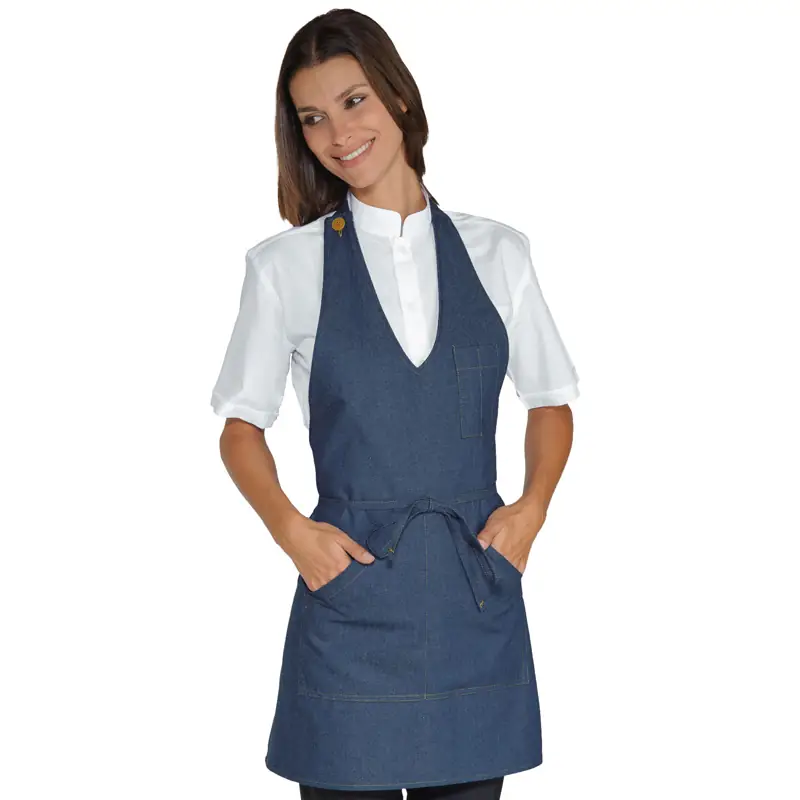 Delantal Isacco Bistrò 090277 1 Delantal con peto Isacco Bistrò 090277, color Jeans, vista frontal con modelo