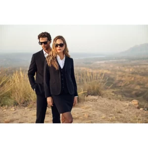Chaleco J. HARVEST & FROST SIGNATURE SUIT VEST 2962311 / Chaleco mujer J. HARVEST & FROST SIGNATURE SUIT VEST 2962313 / Falda mujer J. HARVEST & FROST SIGNATURE SUIT SKIRT 2962333, con modelo, vista de conjunto