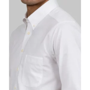 Camisa hombre J. HARVEST & FROST YB54 OXFORD SLIM 2905402, detalle del cuello y la botonadura