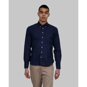 Camisa hombre J. HARVEST & FROST YB54 OXFORD SLIM 2905402, Marino, con modelo, vista frontal