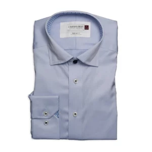Camisa hombre J. HARVEST & FROST RB122 TWILL REGULAR 2912201, vista de la camisa doblada