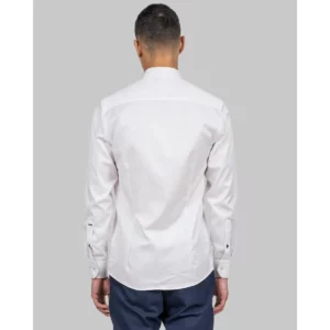 Camisa hombre J. HARVEST & FROST RB122 TWILL SLIM 2912202, Blanco, vista posterior con modelo