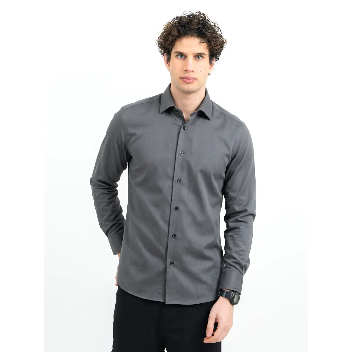 Camisa hombre J. HARVEST & FROST RB123 TWILL SLIM 2912302 1 Camisa hombre J. HARVEST & FROST RB123 TWILL SLIM 2912302, Gris oscuro, vista frontal con modelo