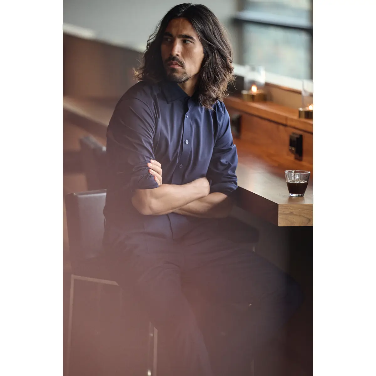 Camisa J. HARVEST & FROST IB132 INTERLOCK REGULAR 2913201 1 Camisa J. HARVEST & FROST IB132 INTERLOCK REGULAR 2913201 / Camisa J. HARVEST & FROST IB132 INTERLOCK SLIM 2913202, vista frontal con modelo