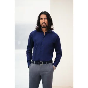 Camisa J. HARVEST & FROST PB146 BEDFORD REGULAR 2914601 / Camisa hombre J. HARVEST & FROST PB146 BEDFORD SLIM 2914602, vista frontal con modelo